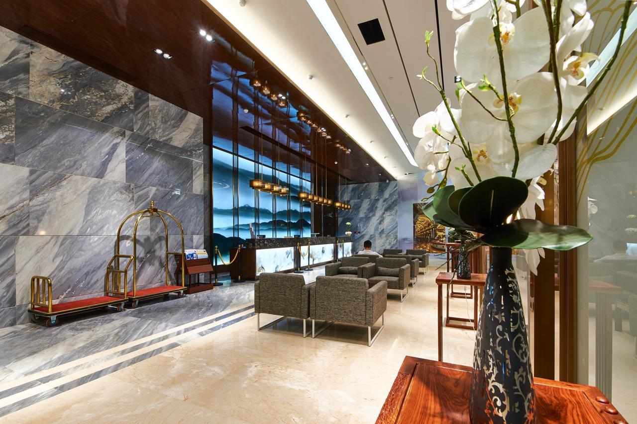 Zhongshan Guzhen Huayu Landmark Hotel Exterior photo